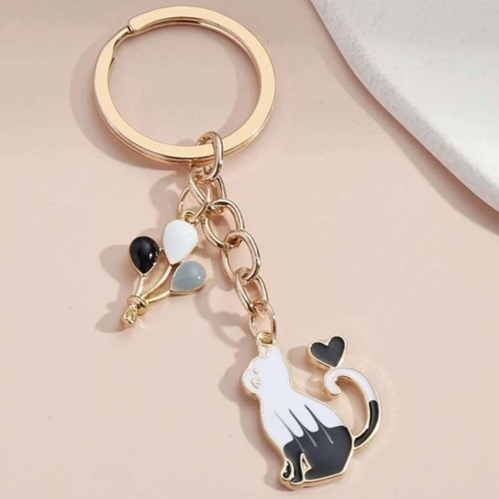 Cute Cat Charm Keychain Golden Balloons Pet Lover Kitten Kitty Heart Keyfob Gift - Picture 3 of 6